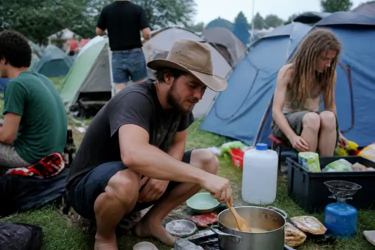 Eten koken festival camping